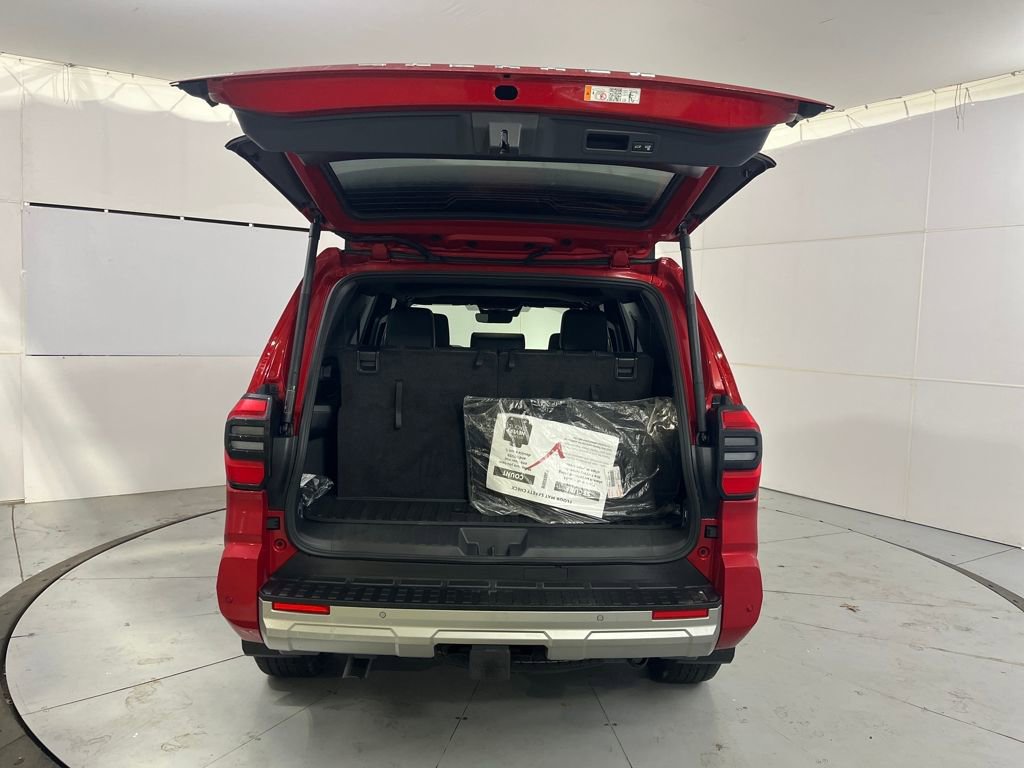 Used 2025 Toyota 4Runner Limited image 12