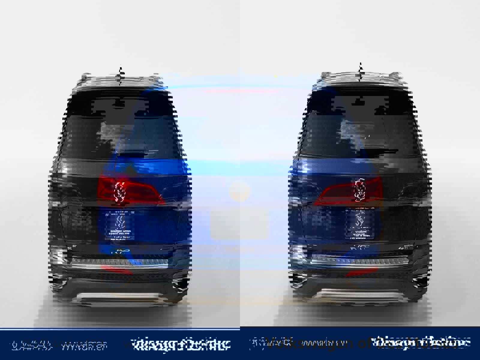 Certified 2024 Volkswagen Taos SE image 5