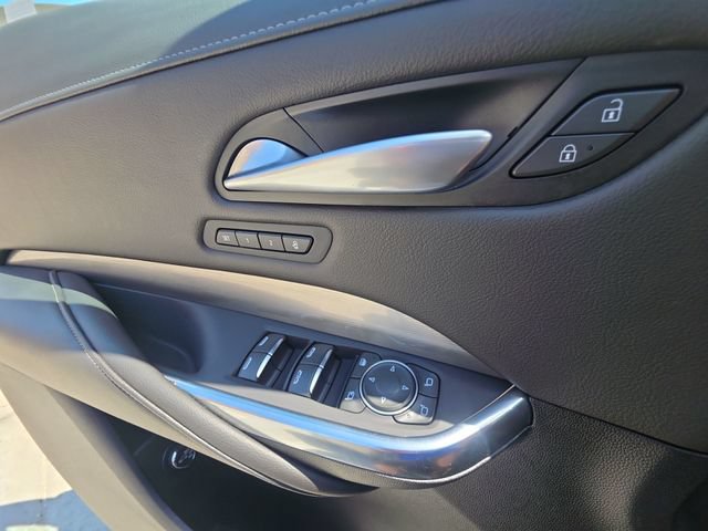 Certified 2025 Cadillac XT4 Premium Luxury FWD image 23