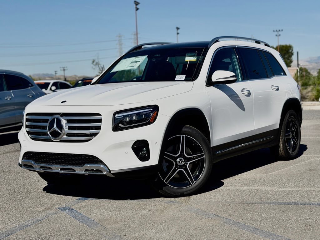 New 2026 Mercedes-Benz GLB 250 image 2