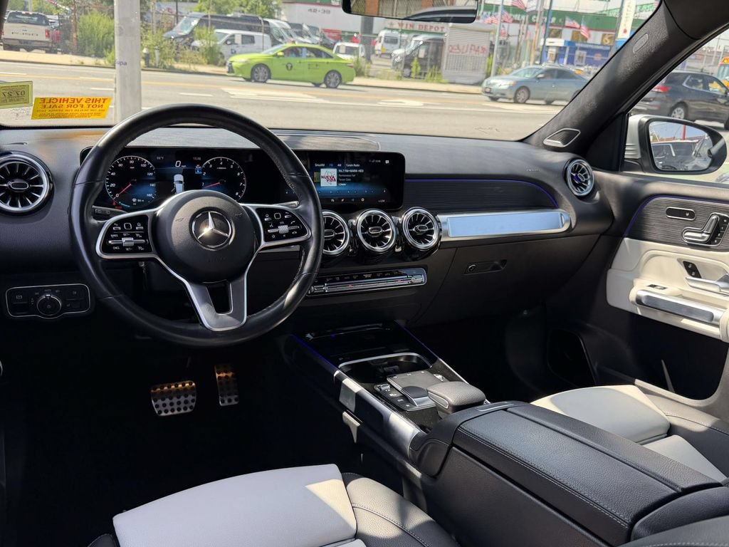 Used 2023 Mercedes-Benz GLB 250 4MATIC image 14