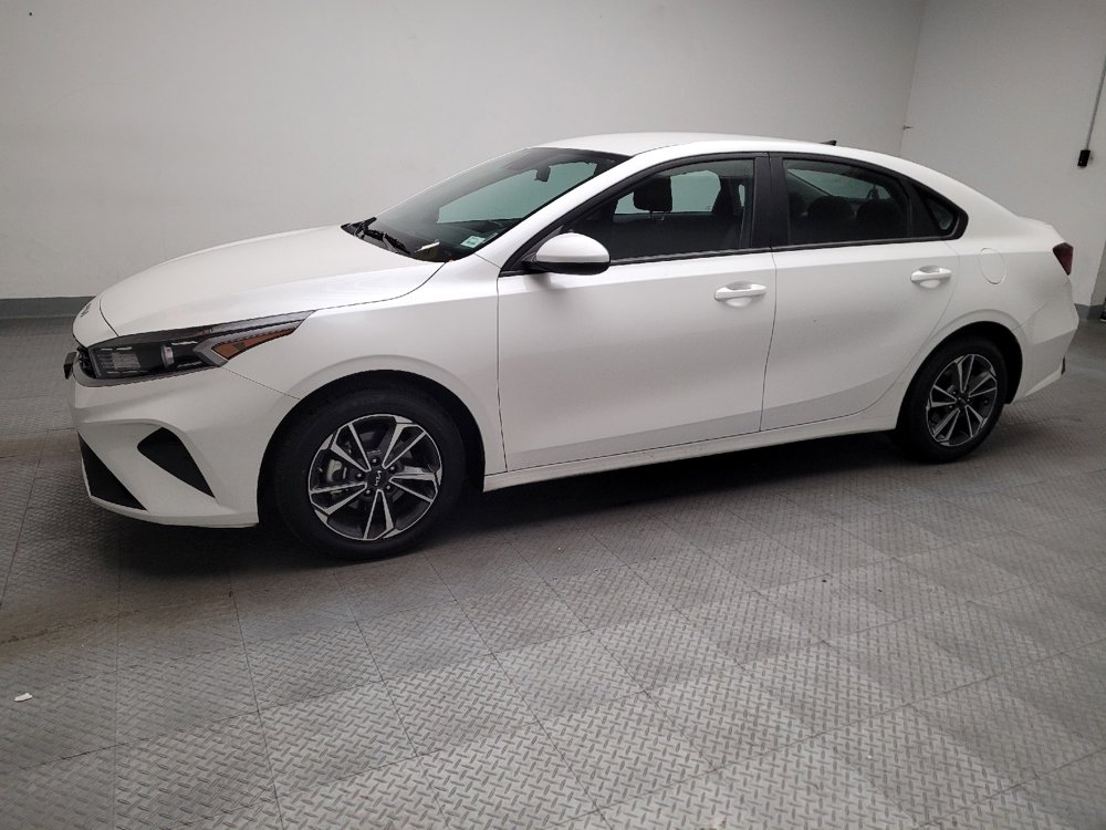 Used 2024 Kia Forte LXS FWD image 2