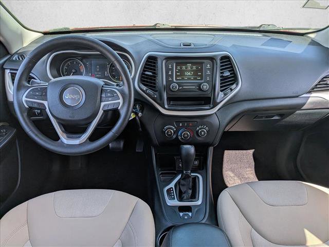 Used 2016 Jeep Cherokee Sport image 24