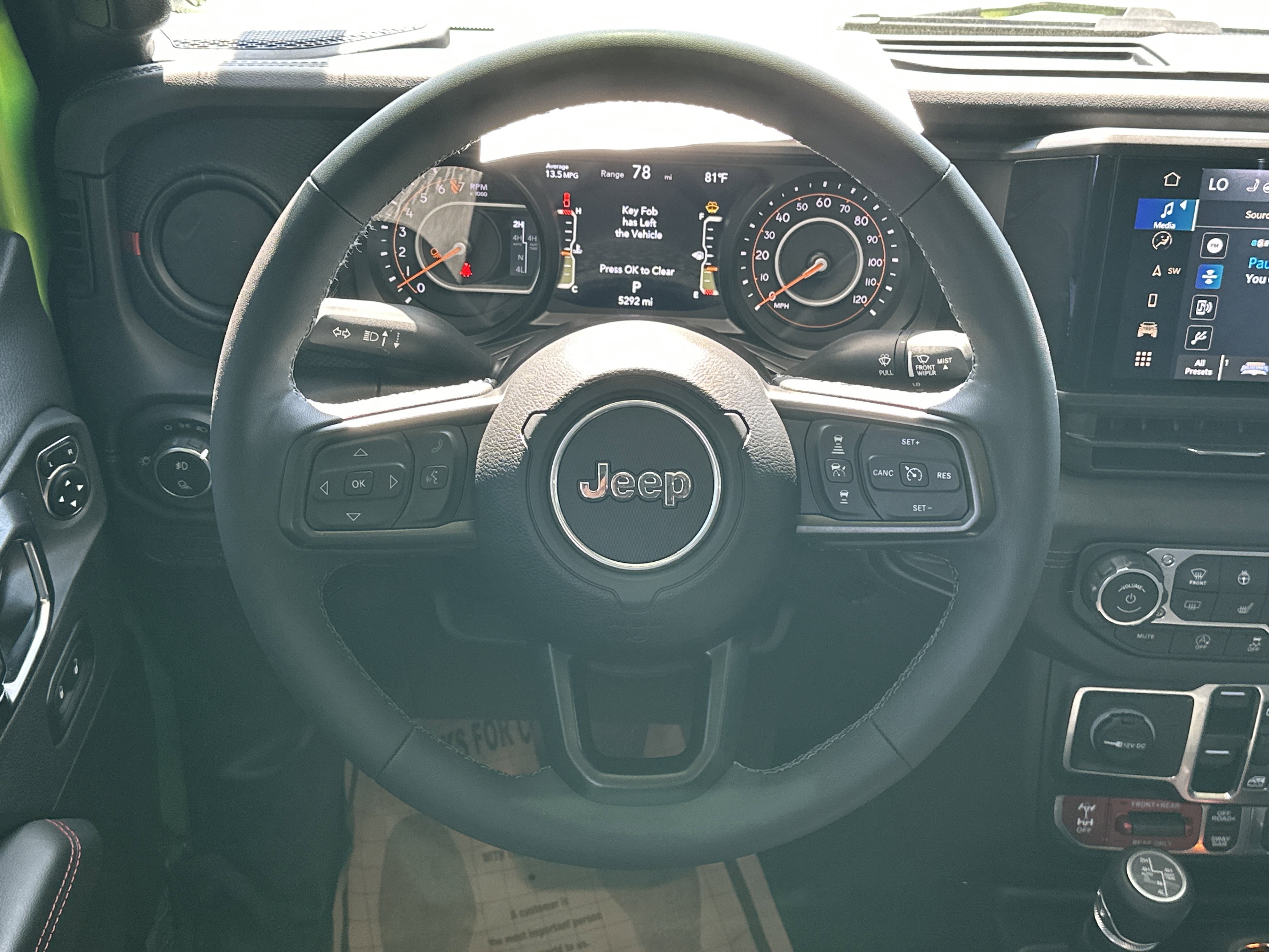 Used 2025 Jeep Gladiator Rubicon image 24