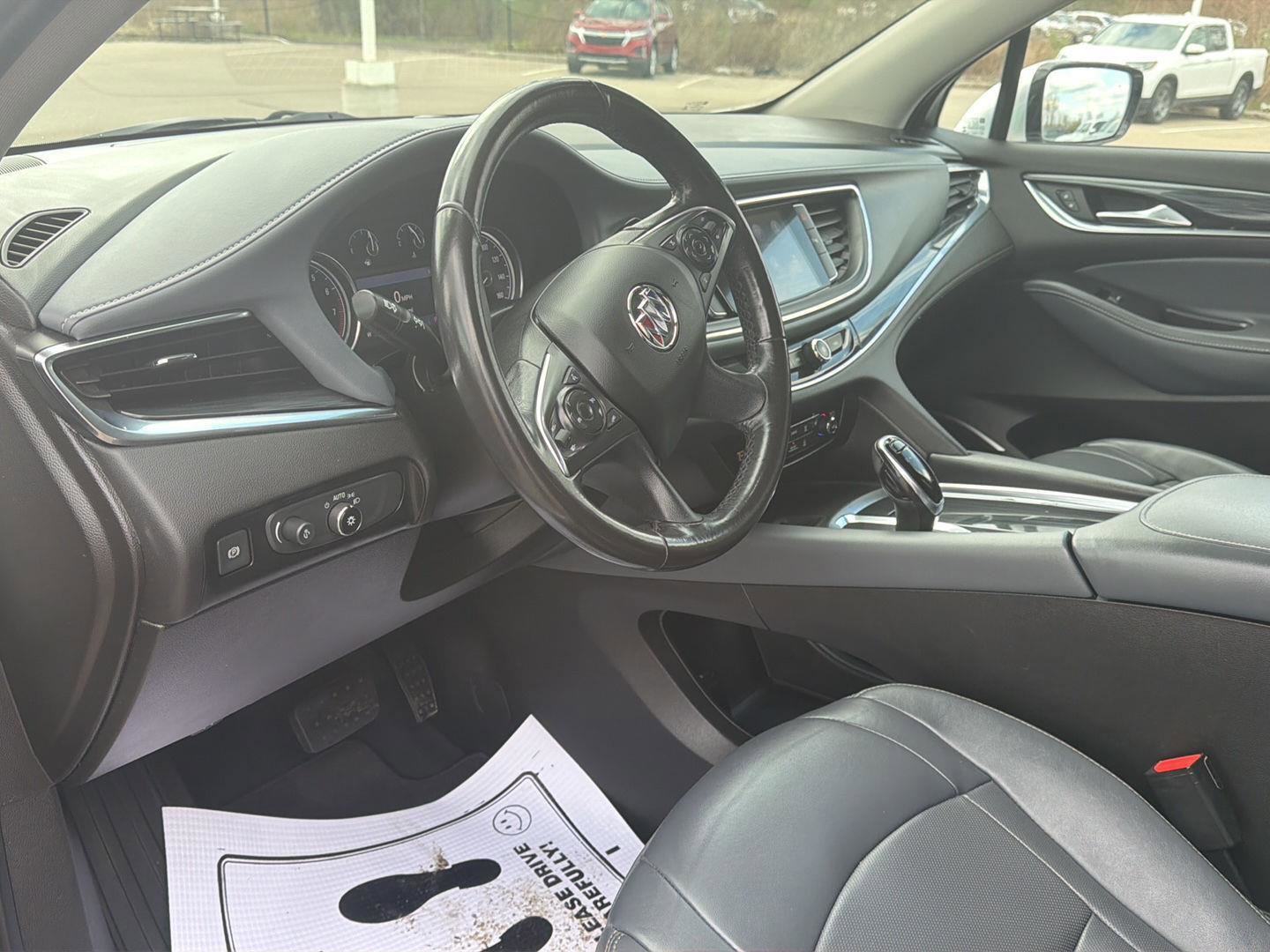 Used 2021 Buick Enclave Essence image 15