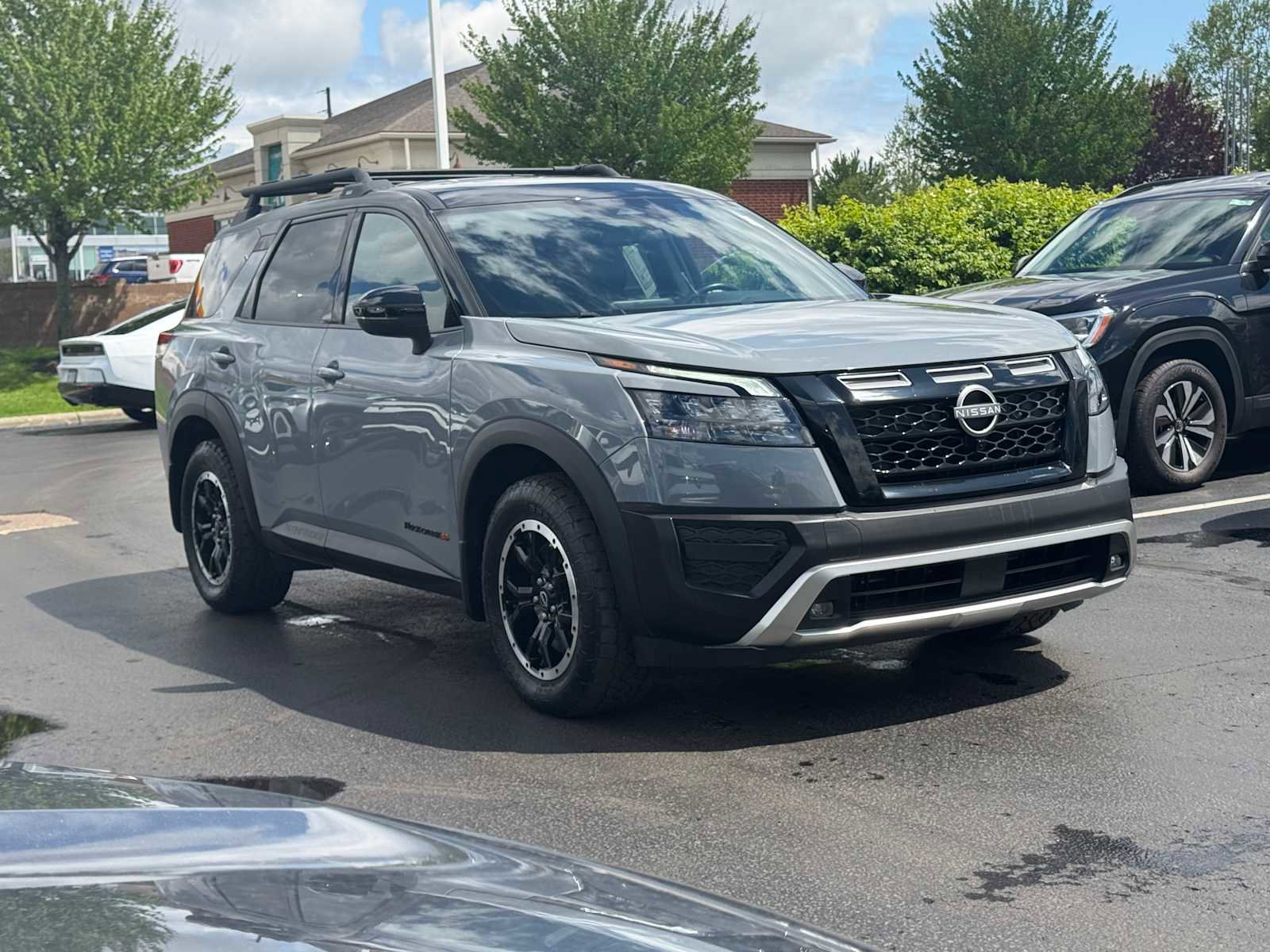 Used 2024 Nissan Pathfinder Rock Creek AWD/4WD image 3