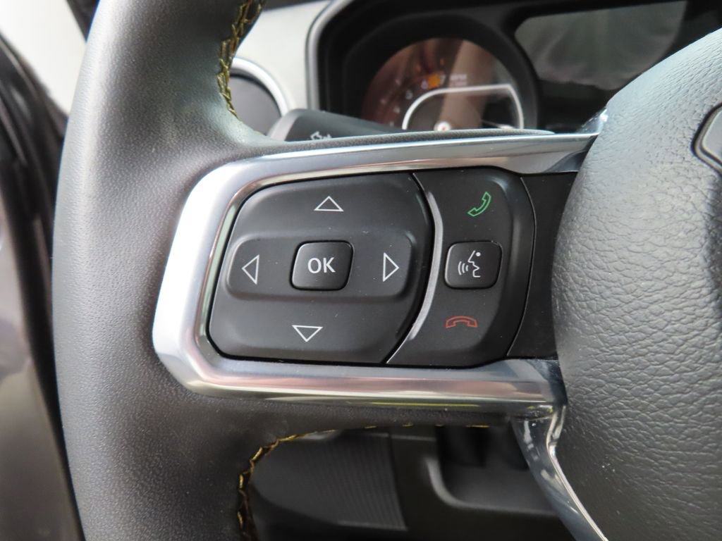 Used 2024 Jeep Wrangler Unlimited Sahara w/ Technology Group AWD/4WD image 54