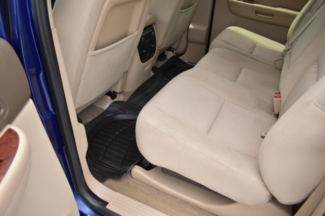 Used 2013 Chevrolet Avalanche LS RWD image 23