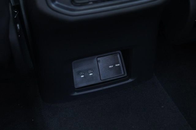 New 2026 Volkswagen Atlas Peak Edition AWD/4WD image 25