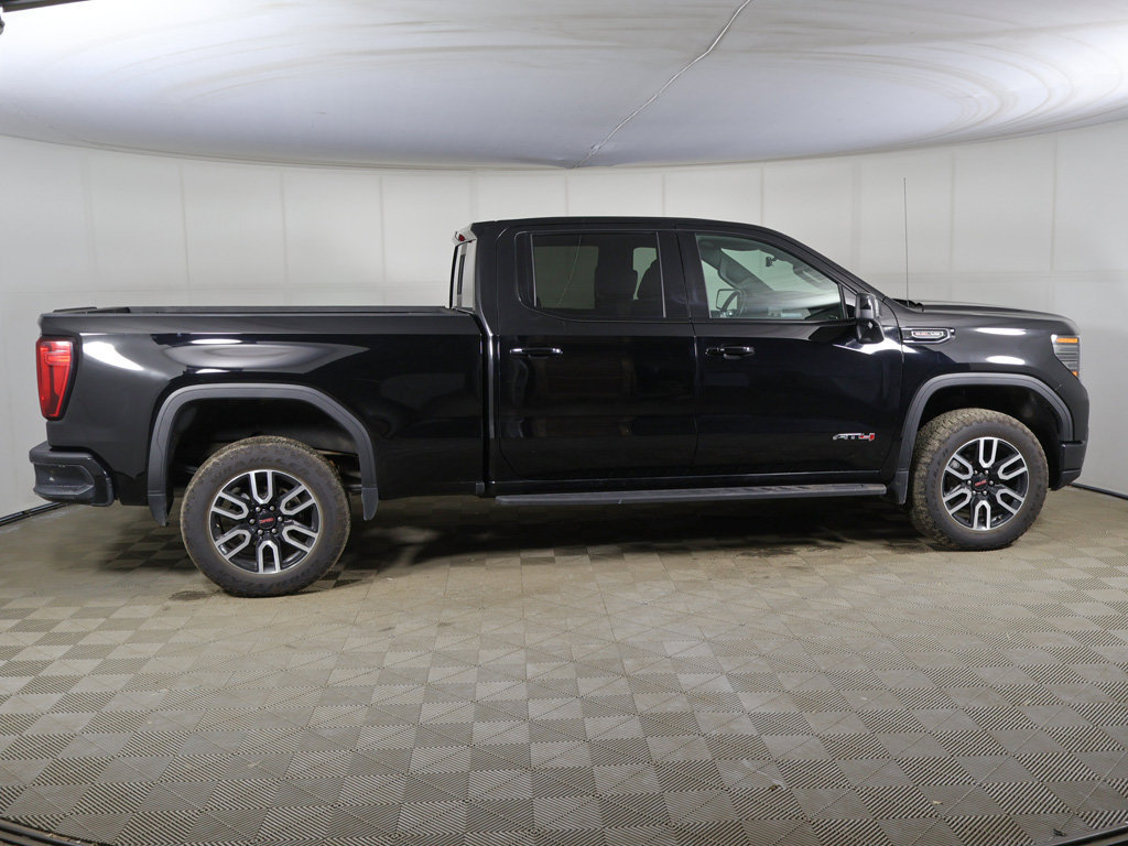 Used 2024 GMC Sierra 1500 AT4 w/ Technology Package AWD/4WD image 18