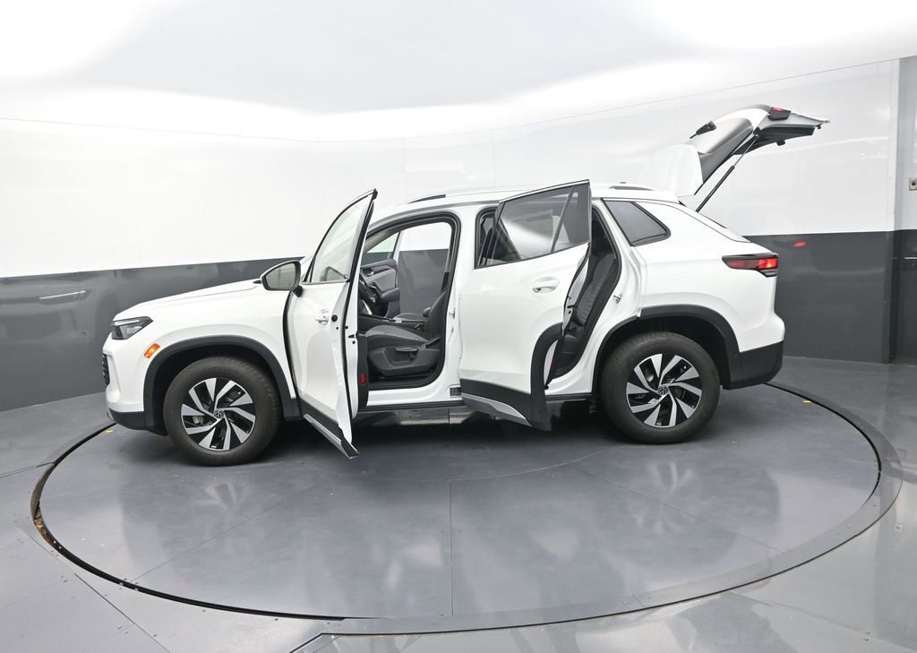 New 2026 Volkswagen Tiguan S image 30