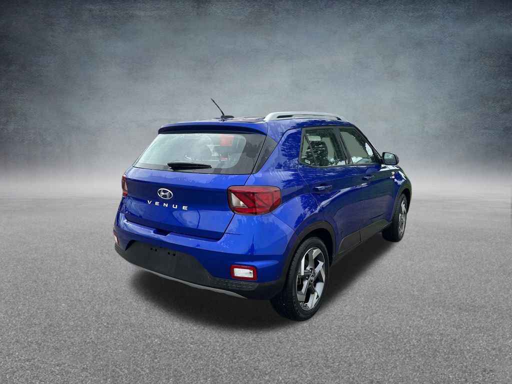 Used 2025 Hyundai Venue Limited FWD image 38