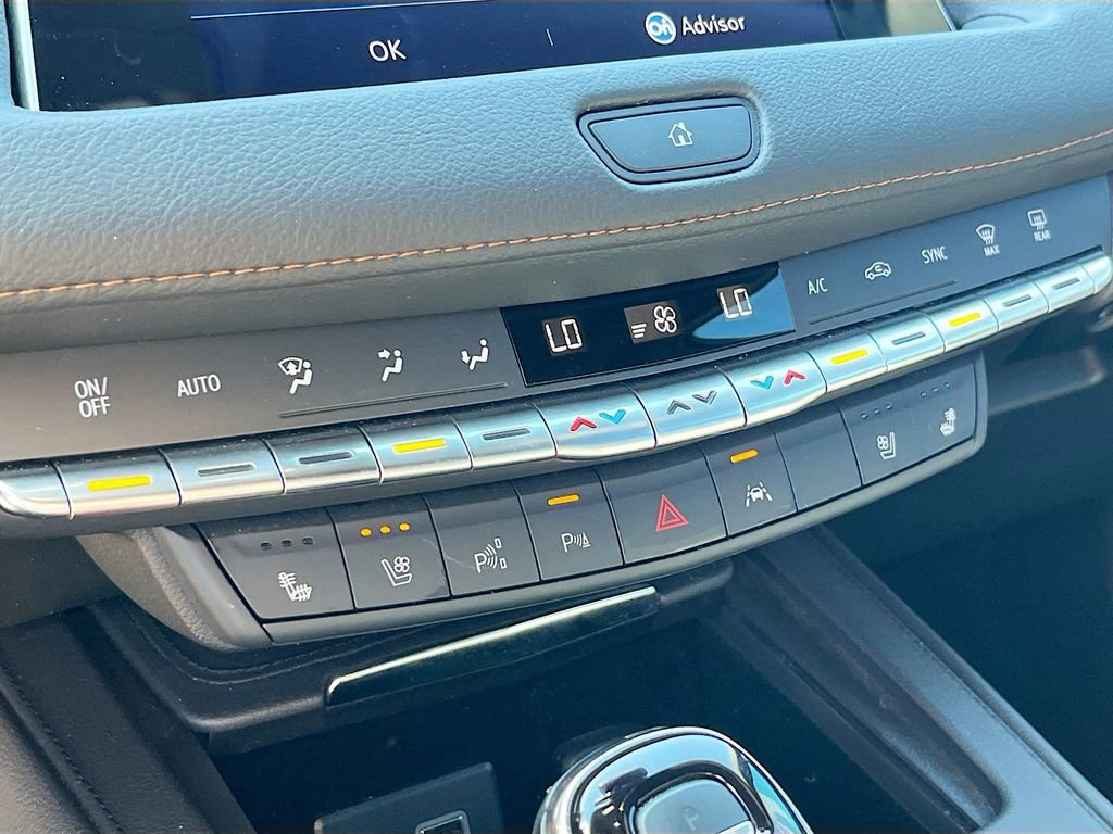 Used 2023 Cadillac XT4 Sport FWD image 15