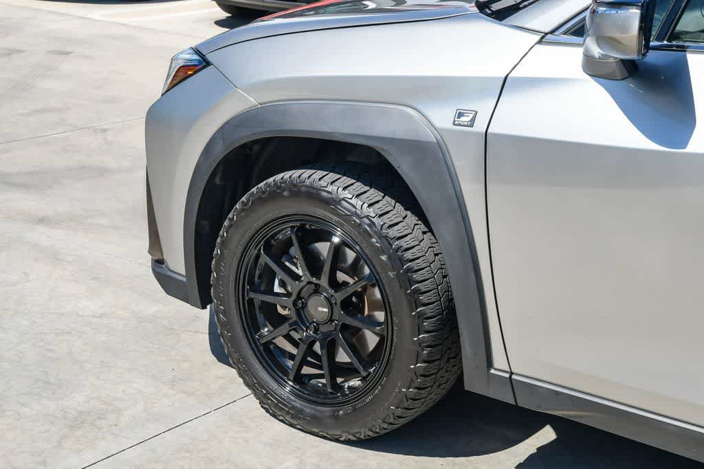 Used 2021 Lexus UX 250h F Sport w/ Accessory Package (Z1) AWD/4WD image 10