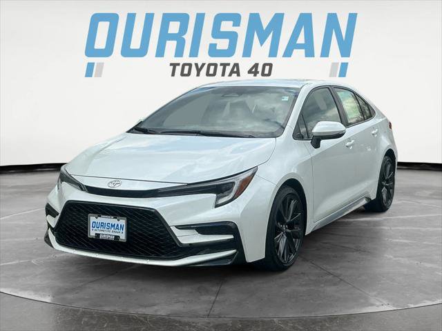 Certified 2024 Toyota Corolla SE w/ SE Convenience Package FWD image 3