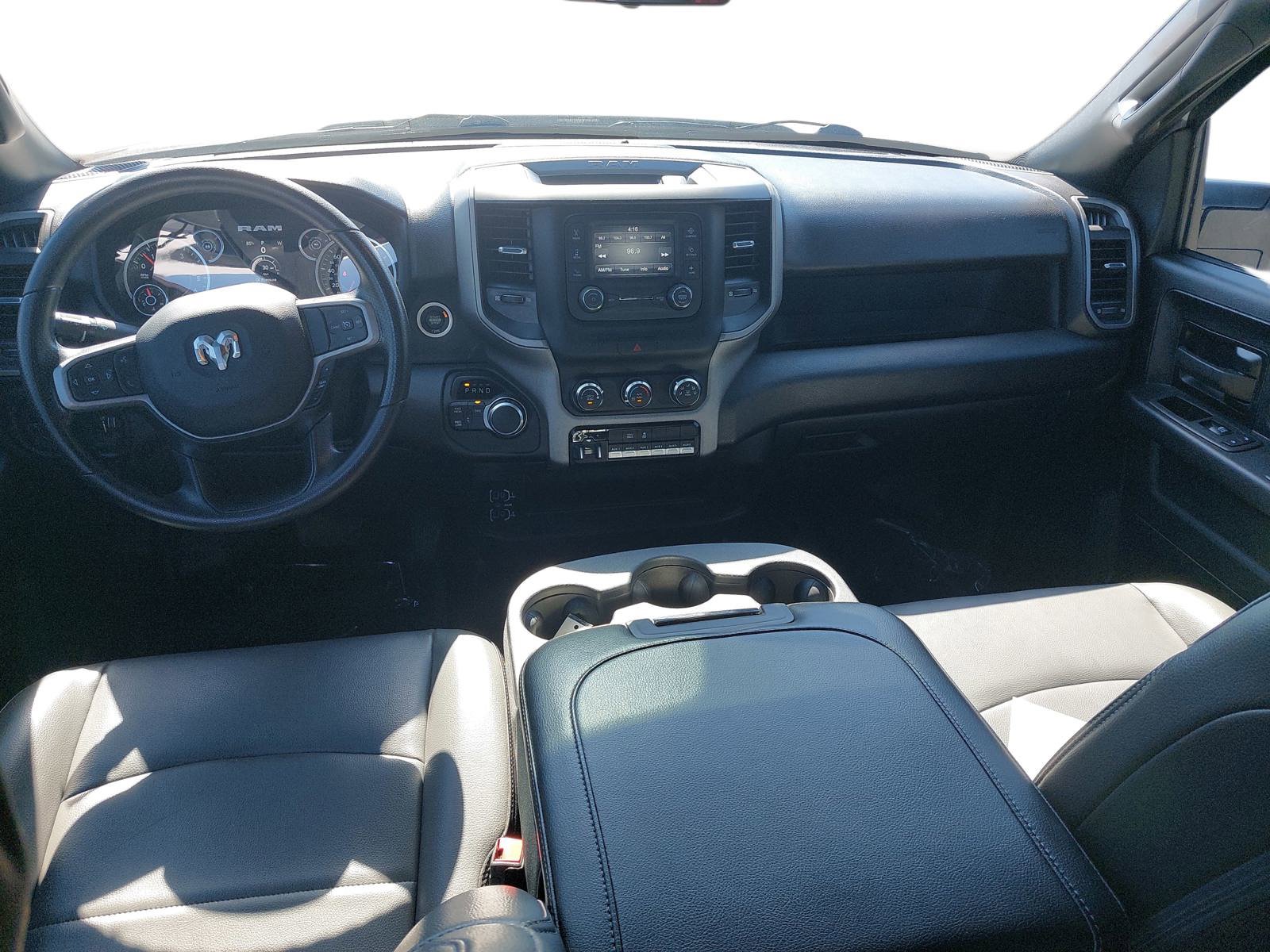 Used 2024 RAM 2500 Tradesman w/ Chrome Appearance Group AWD/4WD image 9