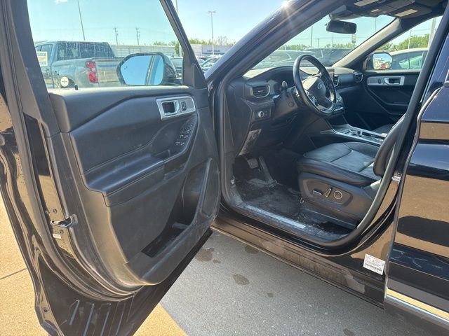 Used 2020 Ford Explorer Limited AWD/4WD image 9