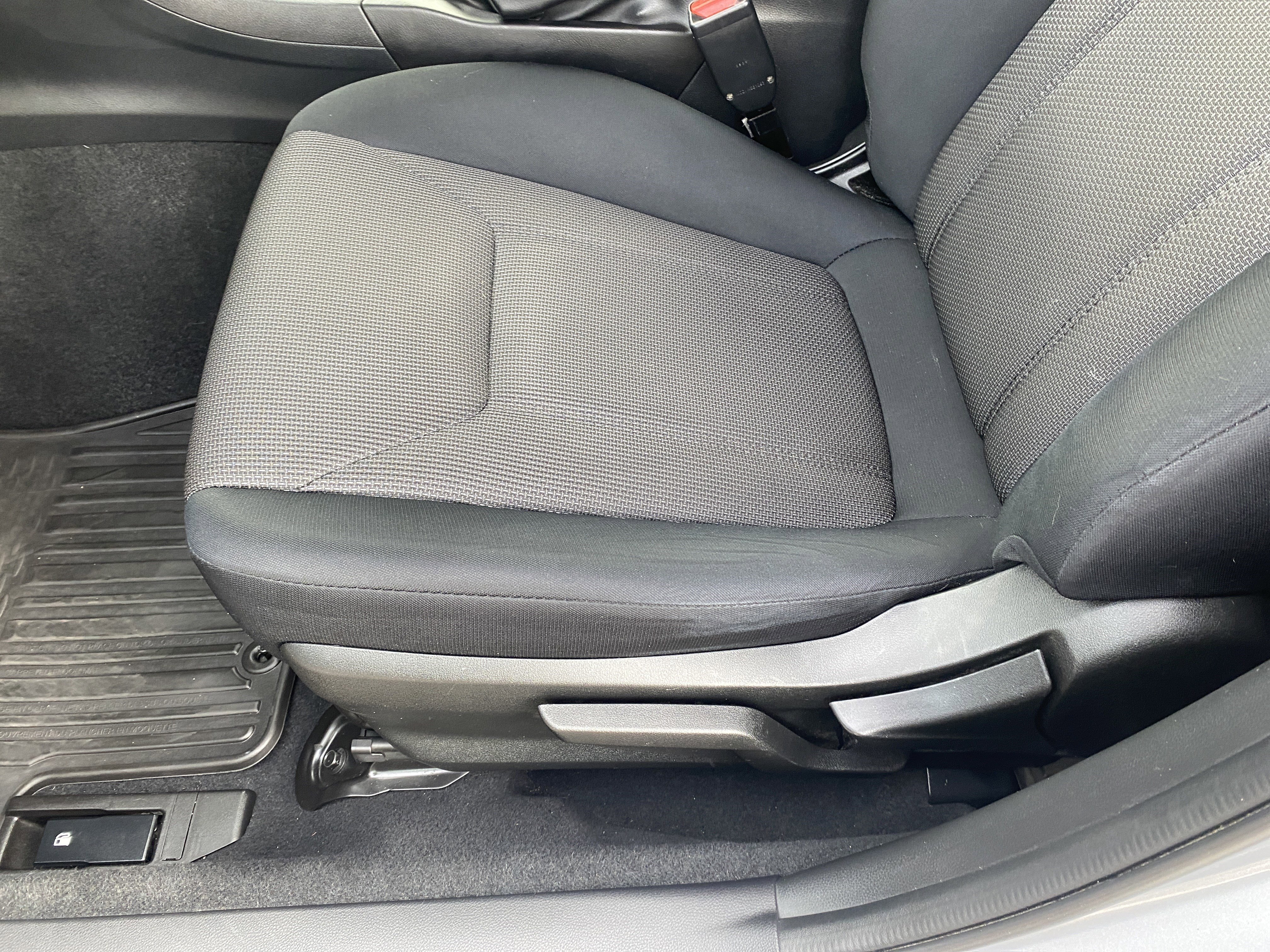 Used 2023 Subaru Crosstrek 2.0i image 15