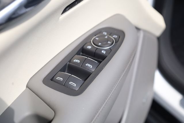 Used 2023 Cadillac XT6 Premium Luxury image 15