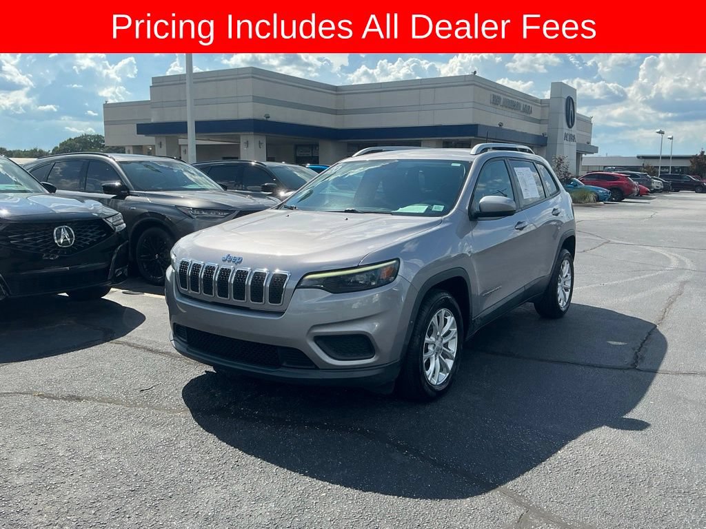 Used 2020 Jeep Cherokee Latitude FWD image 1