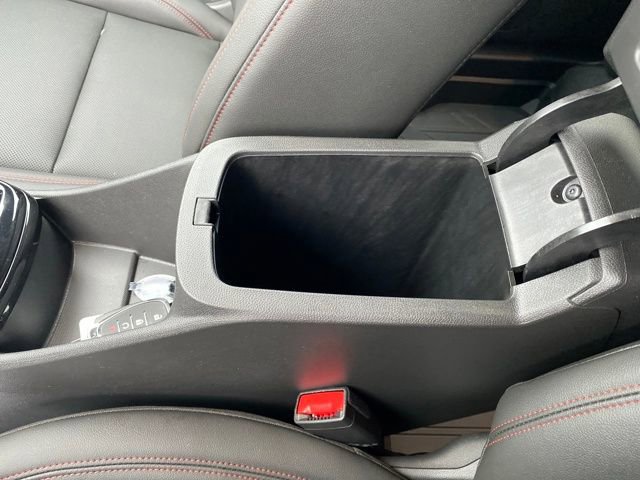 Certified 2024 Chevrolet Trax RS w/ Driver Confidence Package image 14