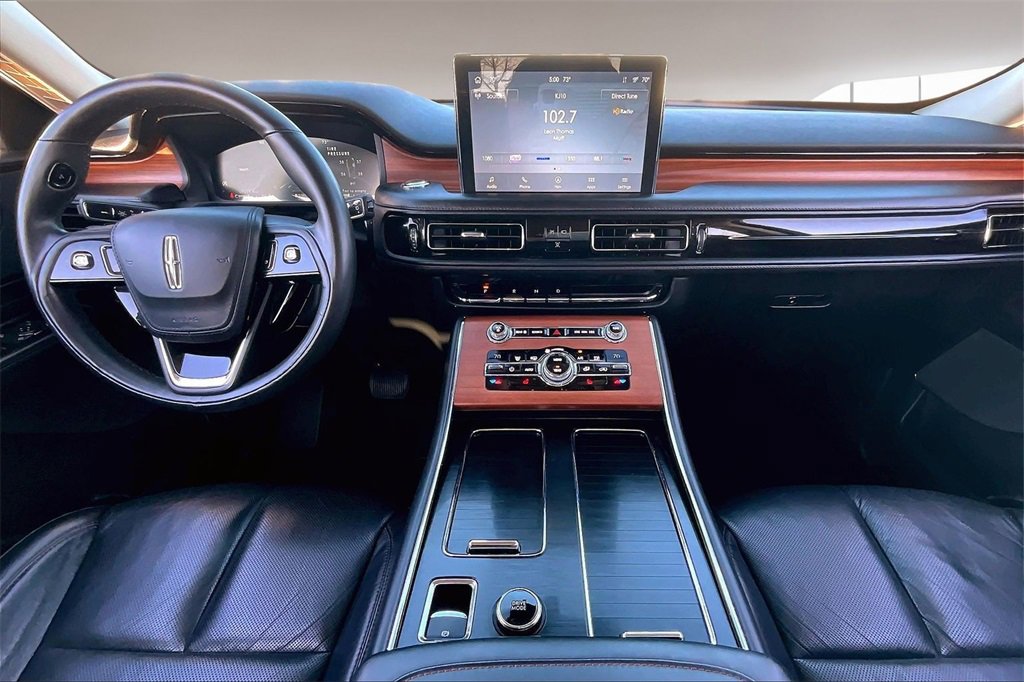 Used 2020 Lincoln Aviator Reserve image 15