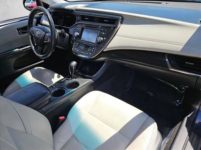 Used 2017 Toyota Avalon XLE Premium w/ All Weather Liner Package FWD image 25