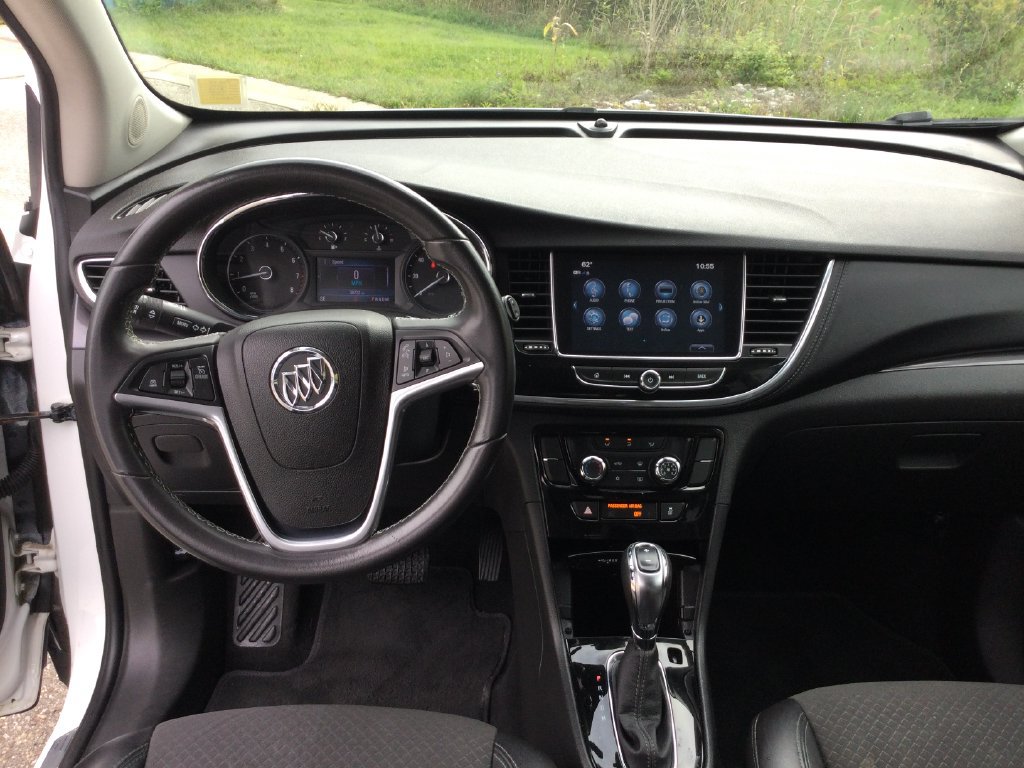 Used 2020 Buick Encore Preferred FWD image 14