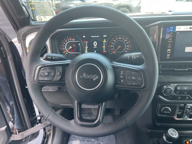 New 2025 Jeep Gladiator Sport image 10