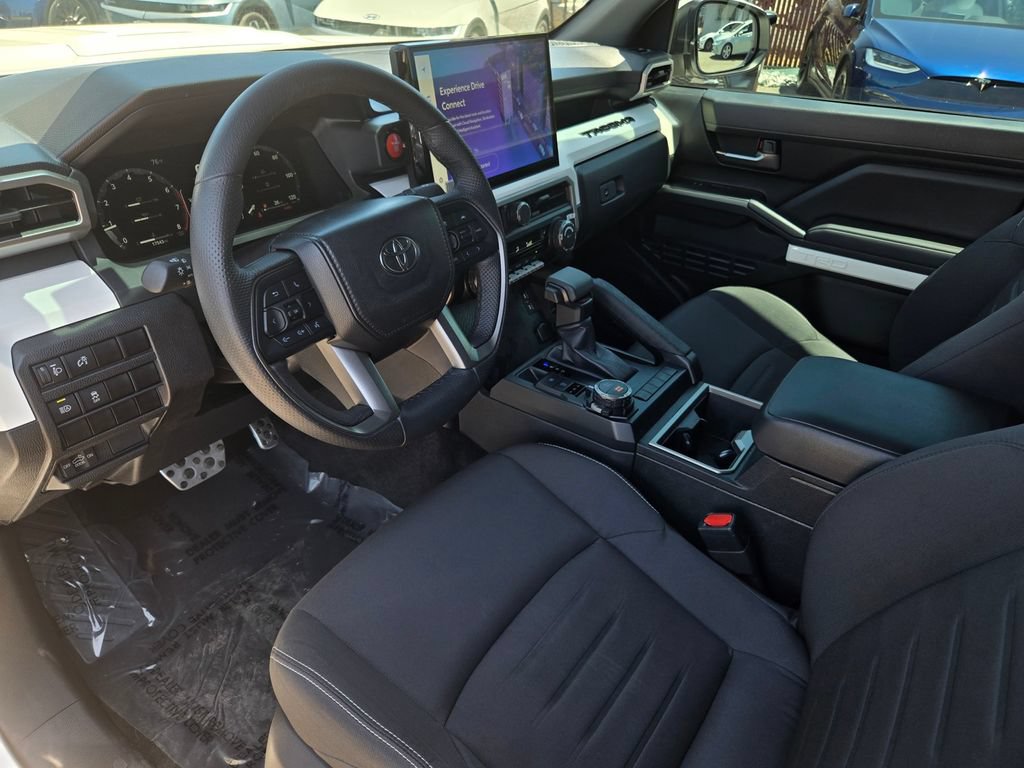 Used 2024 Toyota Tacoma TRD Sport AWD/4WD image 10