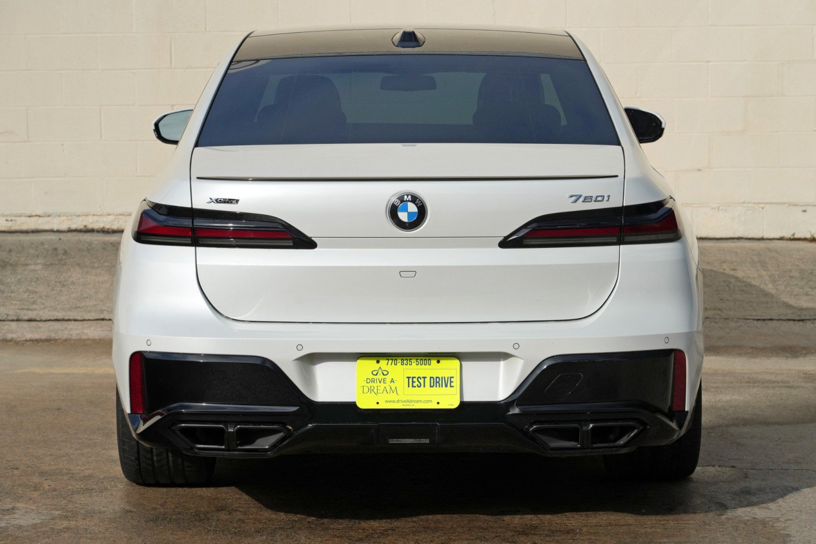 Used 2023 BMW 760i xDrive w/ Executive Package AWD/4WD image 62