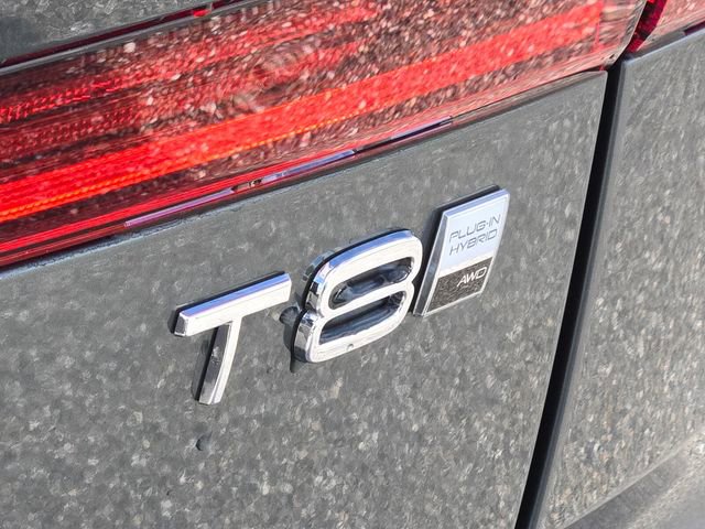 New 2026 Volvo XC60 T8 Plus w/ Climate Package image 9