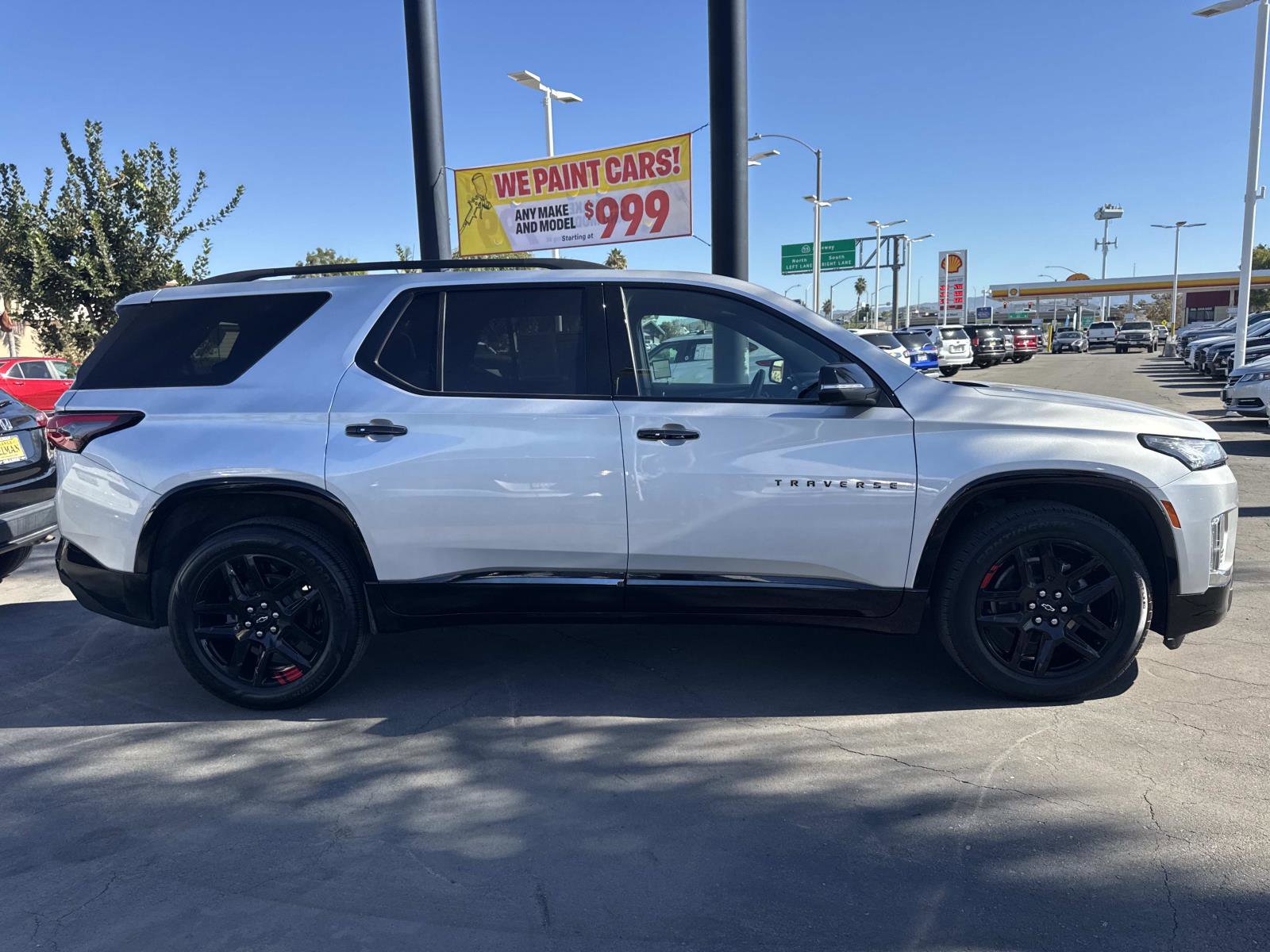 Used 2022 Chevrolet Traverse Premier w/ Redline Edition image 4