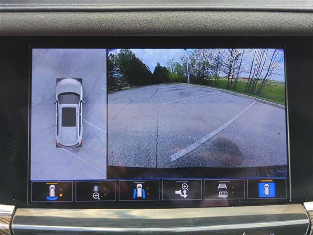 Used 2022 Cadillac XT6 Premium Luxury w/ Platinum Package image 16