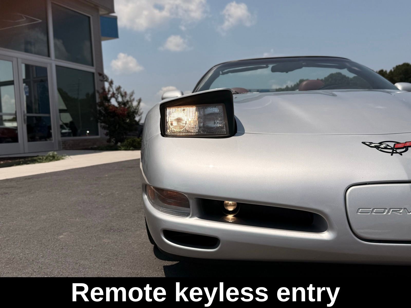 Used 1999 Chevrolet Corvette Convertible w/ Memory Pkg image 17