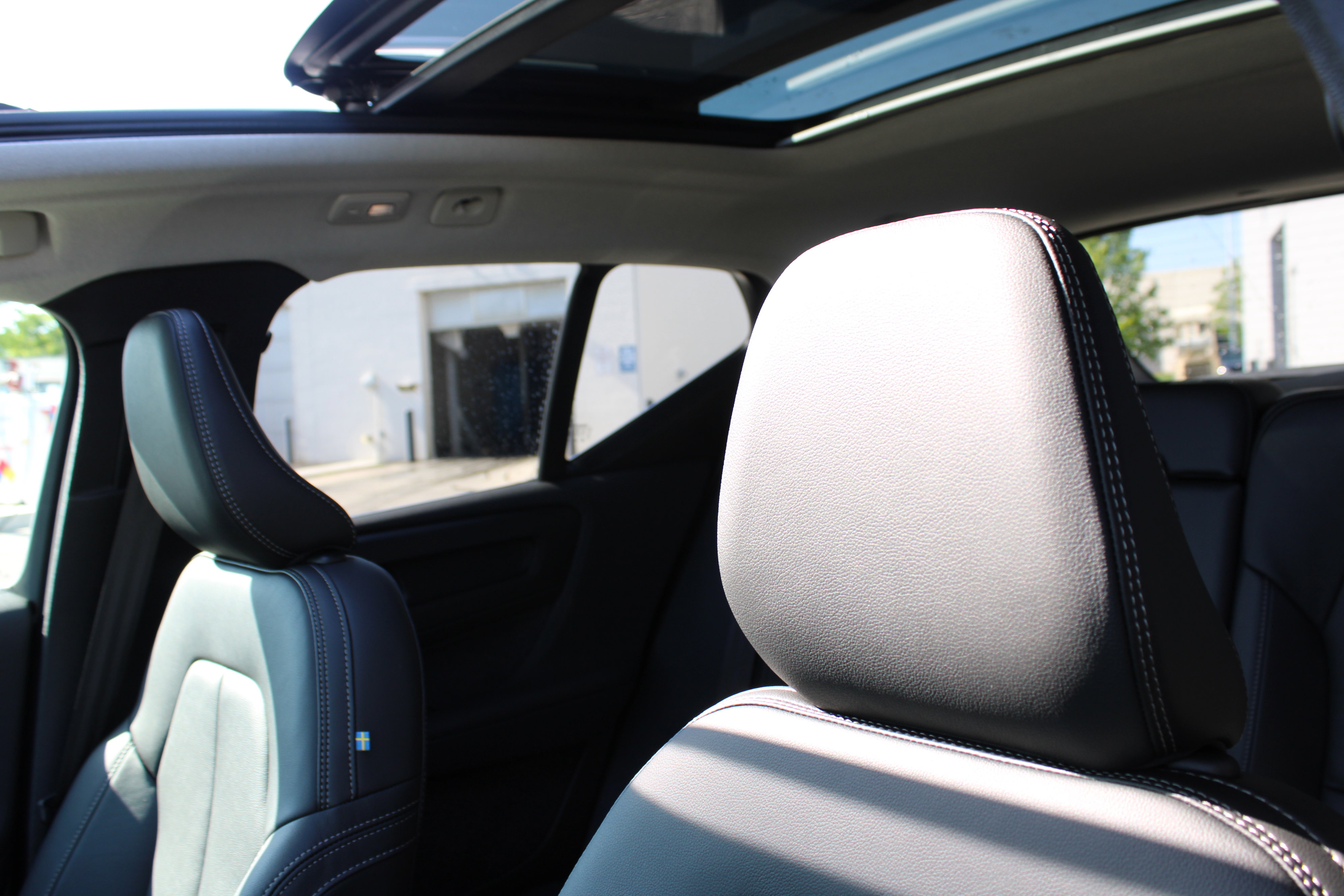 New 2025 Volvo XC40 B5 Plus w/ Protection Package Premier image 13