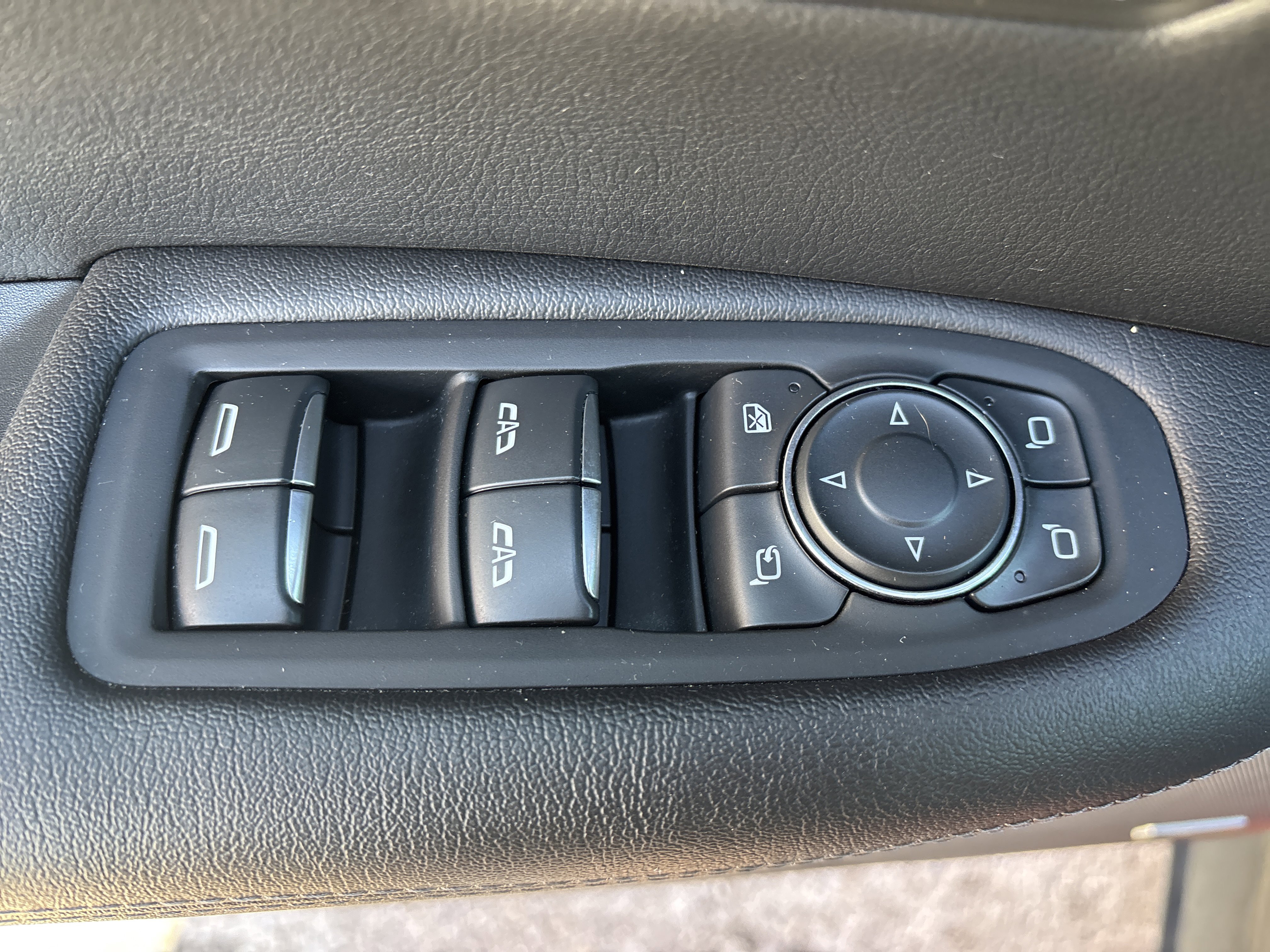 Used 2024 Cadillac XT5 Premium Luxury image 17