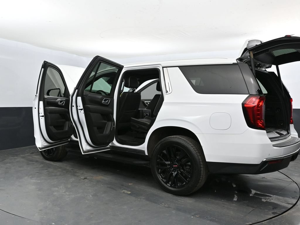 Used 2023 GMC Yukon SLT w/ SLT Luxury Package AWD/4WD image 48