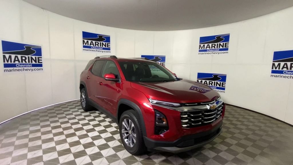 Used 2025 Chevrolet Equinox LT w/ Convenience Package II FWD image 4