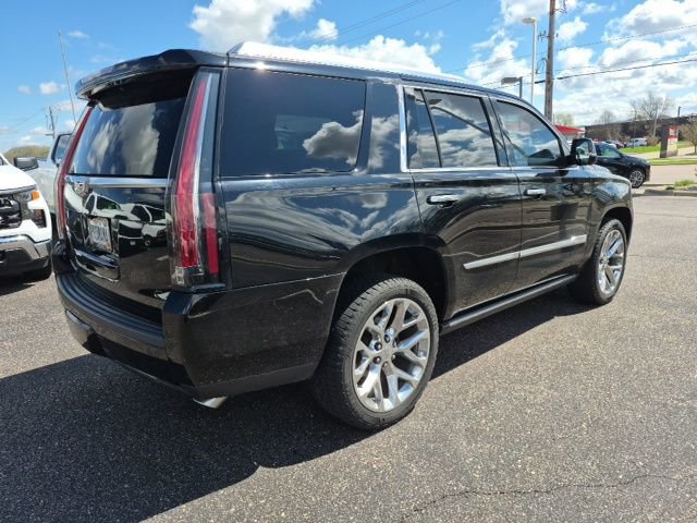 Used 2018 Cadillac Escalade Platinum image 5