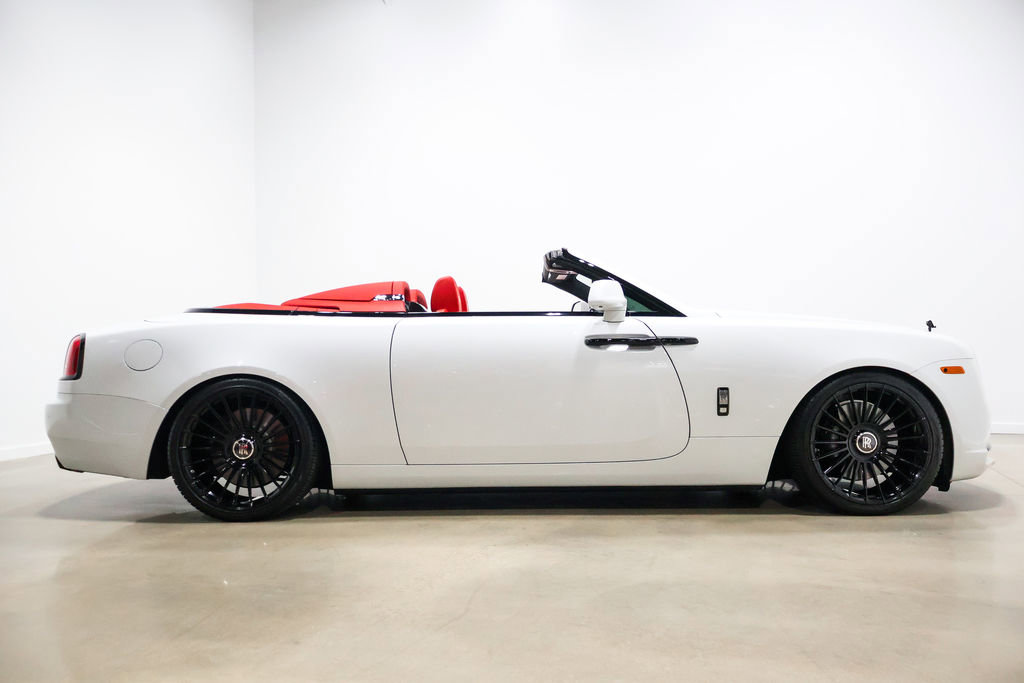 Used 2019 Rolls-Royce Dawn RWD image 73