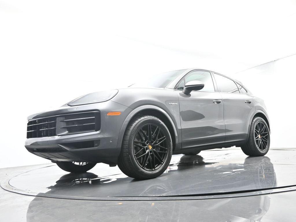 Certified 2024 Porsche Cayenne Coupe AWD/4WD image 44