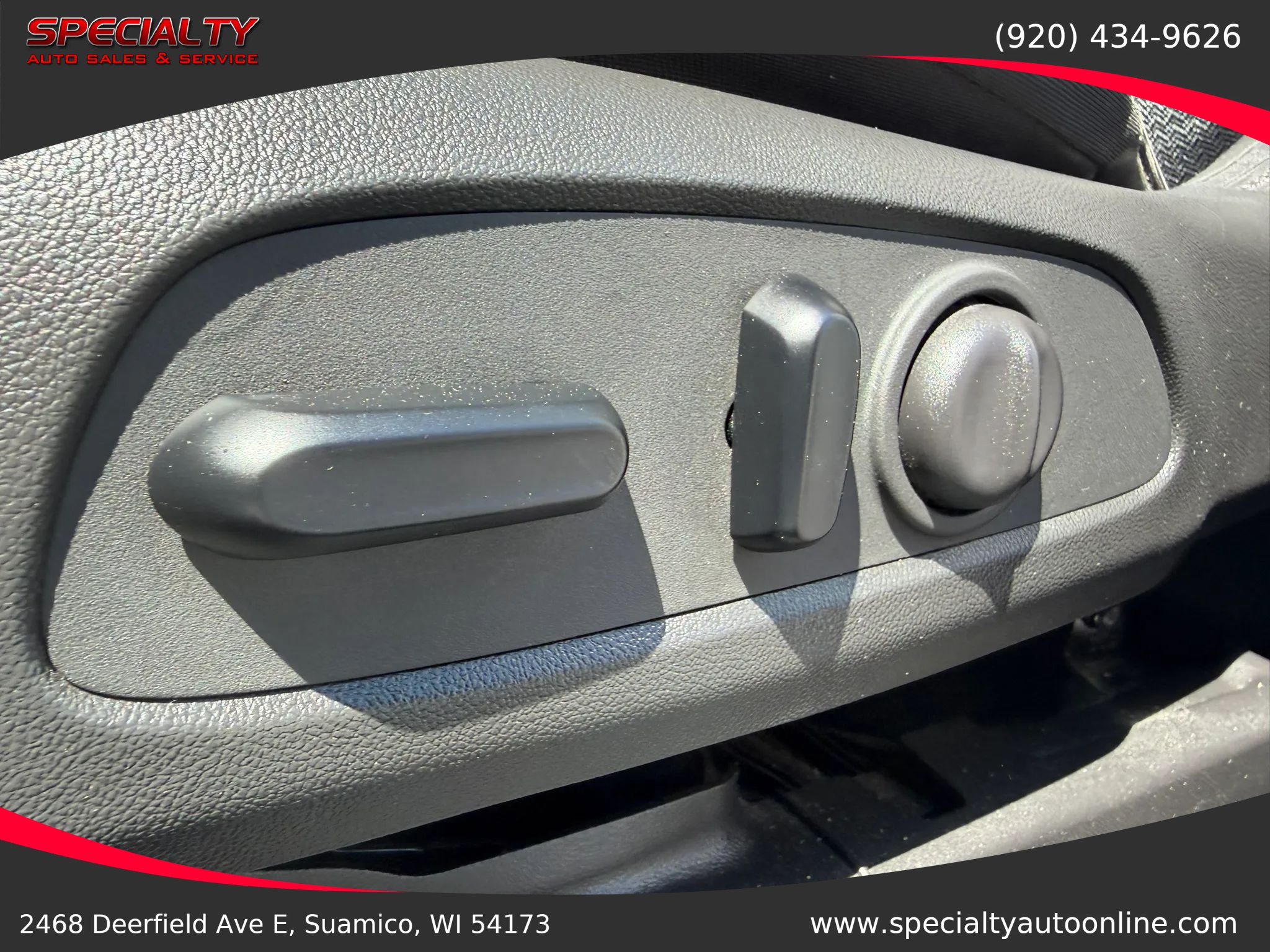 Used 2023 Chevrolet TrailBlazer LT AWD/4WD image 34
