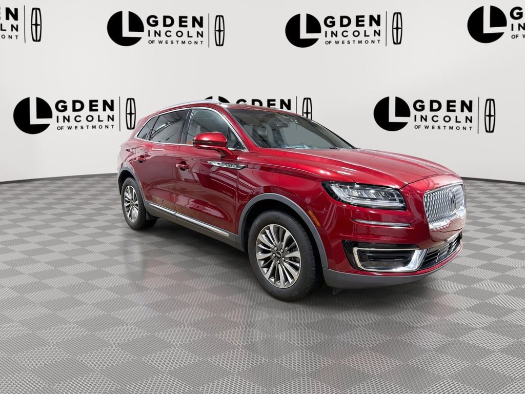 Used 2019 Lincoln Nautilus Select image 2