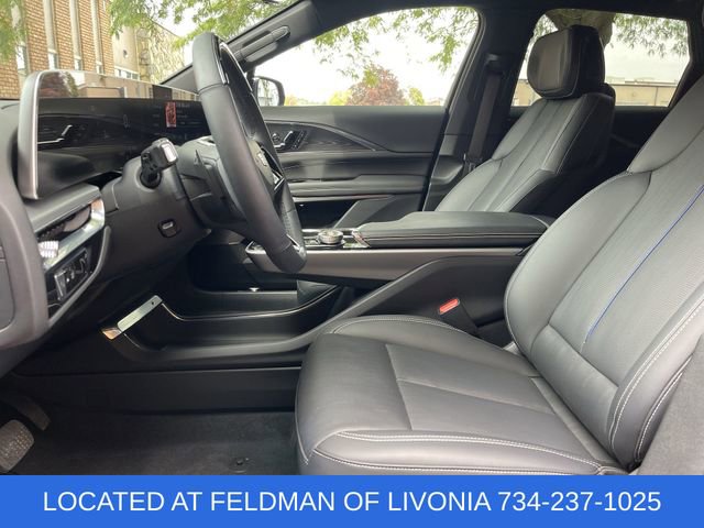 Used 2024 Cadillac Lyriq Luxury w/ LPO, Floor Liner Package image 20