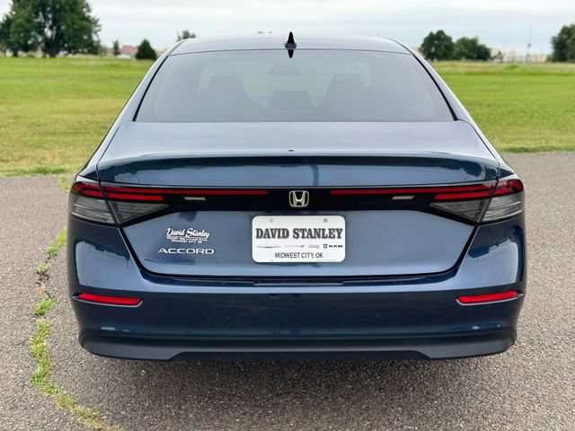 Used 2025 Honda Accord SE image 5