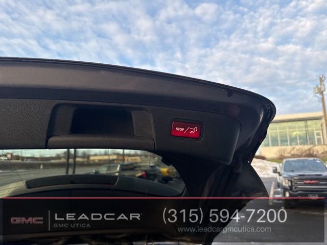 Used 2017 Mercedes-Benz GLA 250 4MATIC image 16