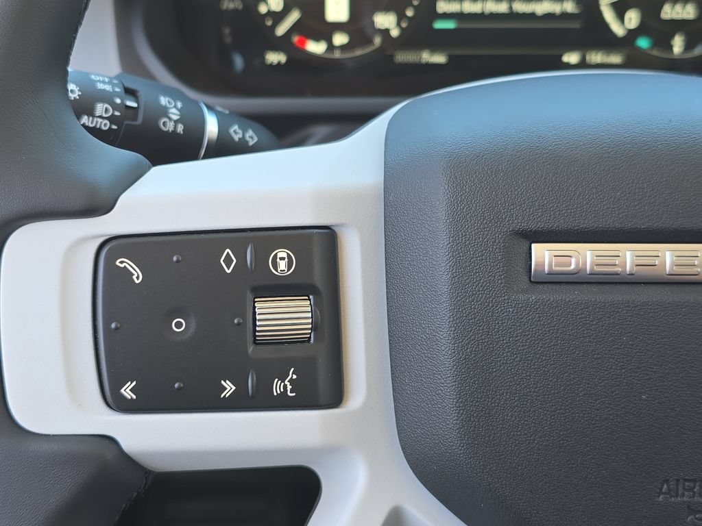 New 2026 Land Rover Defender 110 S AWD/4WD image 17