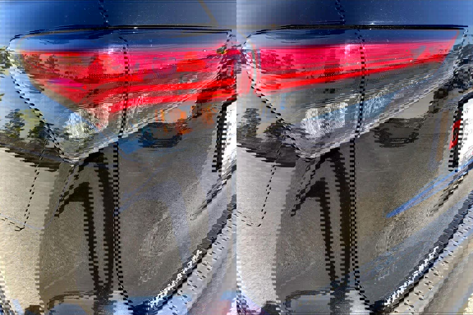 Used 2022 Toyota Highlander XLE image 28