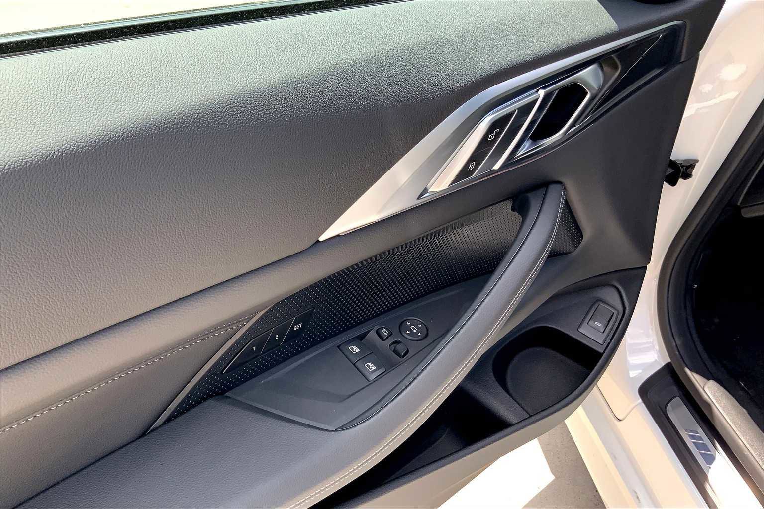New 2025 BMW 430i xDrive Coupe w/ M Sport Package image 18